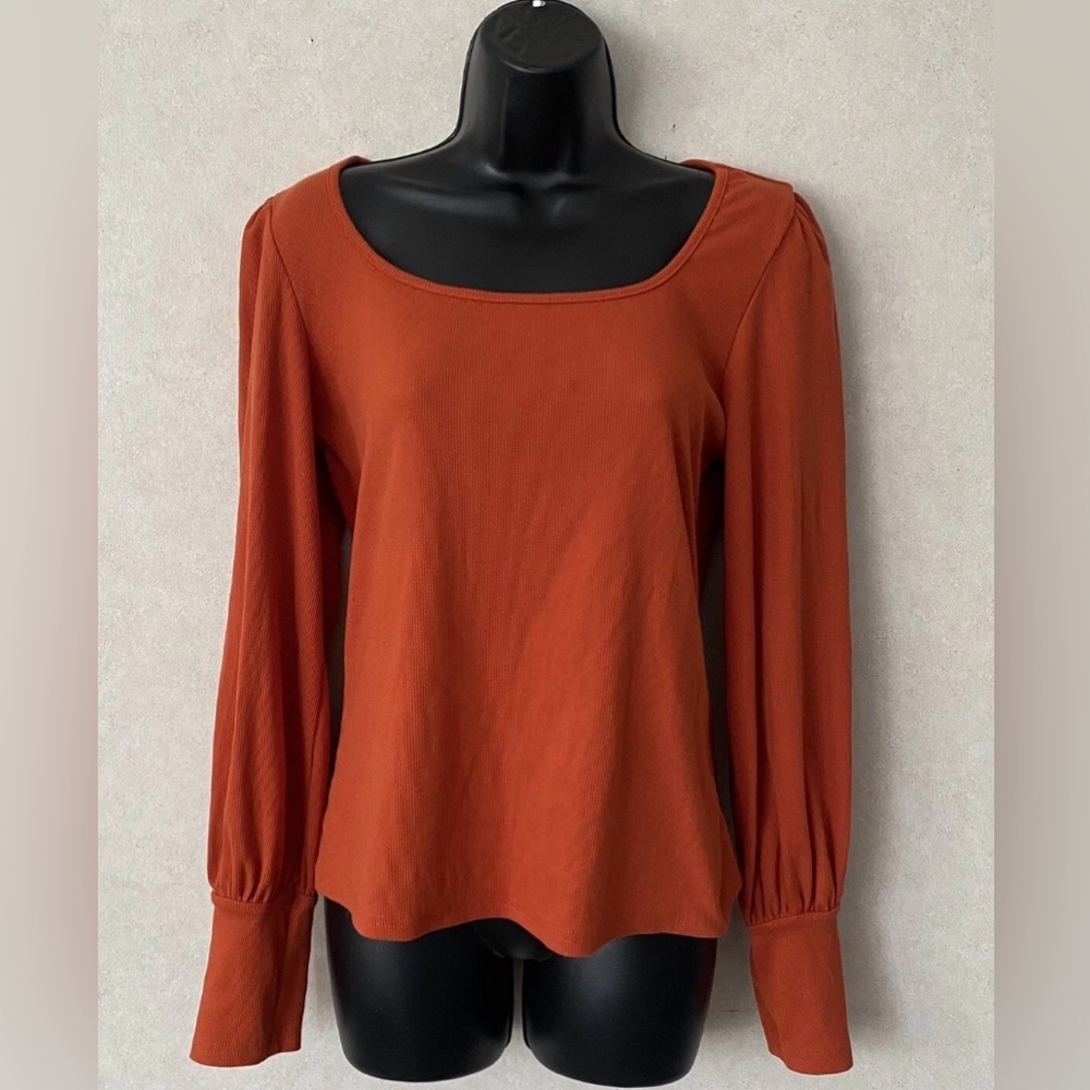 a.n.a autumn bronze full long sleeve, long cuff,
 Top